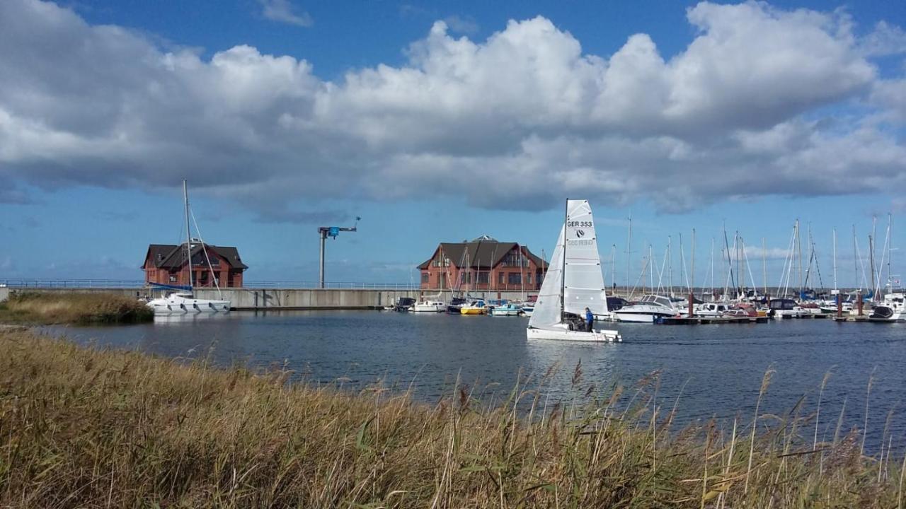 Bades Huk Marina Hotel Hohen Wieschendorf 外观 照片